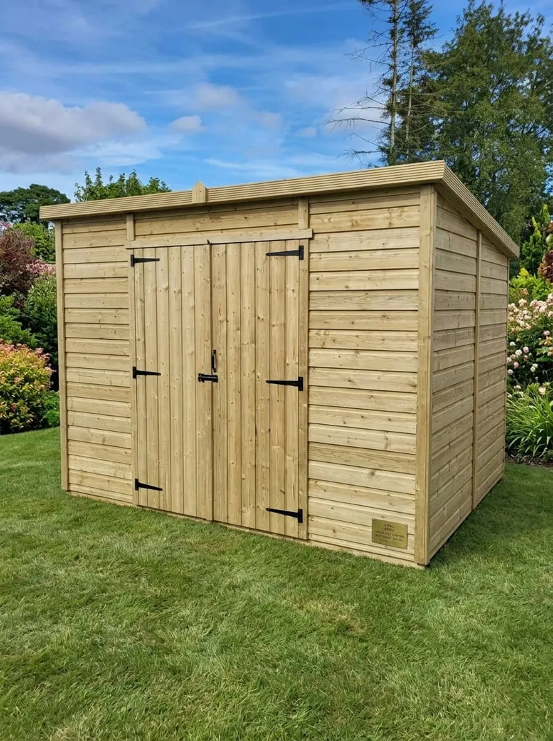 Pent garden shed