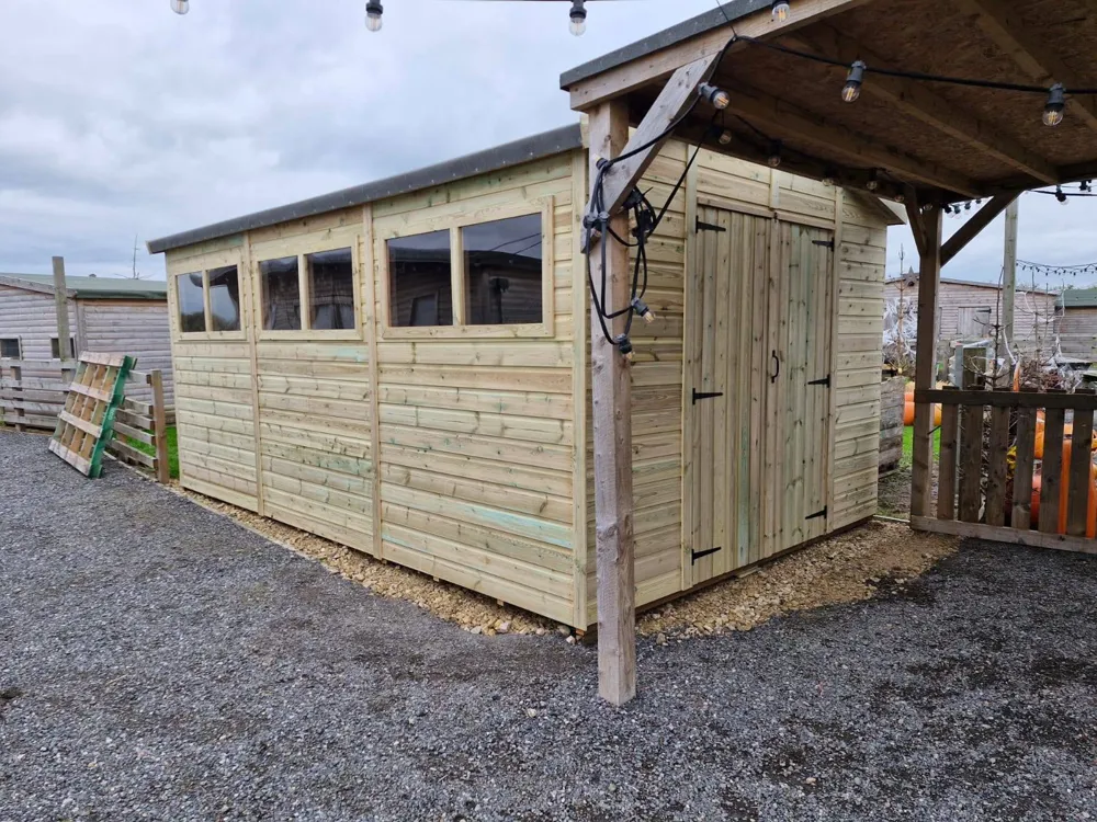 A long pent workshop with canopy, built by K&K Joinery