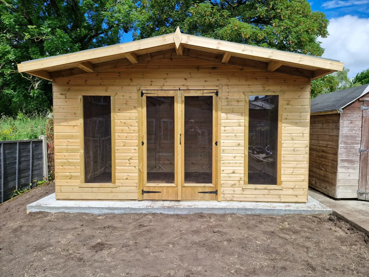 Apex summerhouse