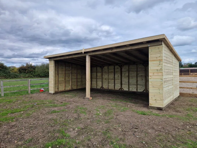 Field shelter & open-fronted store